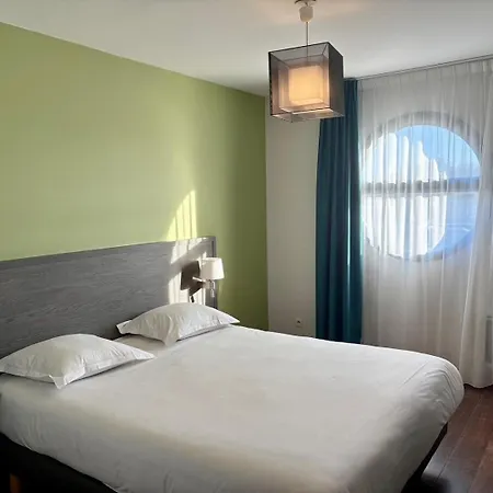Zenitude Hôtel-résidences Métropole 3*
