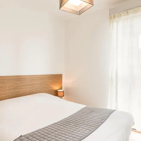 Zenitude Hôtel-résidences Métropole 3*