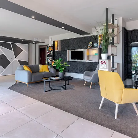 Zenitude Hôtel-résidences Métropole 3* Nantes