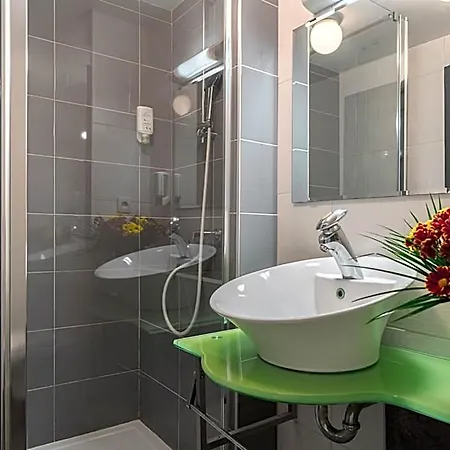 Zenitude Hotel-residences Metropole 3* 낭트