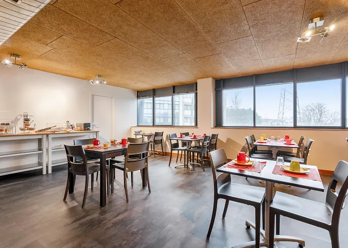 Aparthotel Zenitude Hotel-residences Metropole 3*