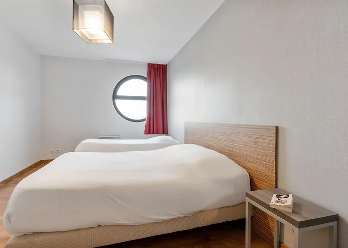 Zenitude Hôtel-résidences Métropole 3*