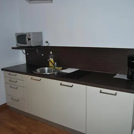 Zenitude Hotel-residences Metropole מלון דירות 3*